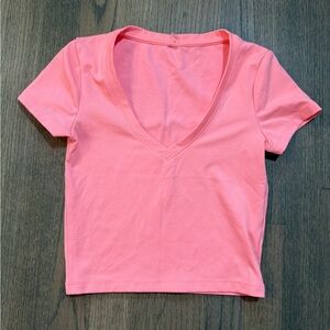 Beyond Yoga V-Neck Ribbed Cropped Tee-Size XS-Coral/Pink/Orange